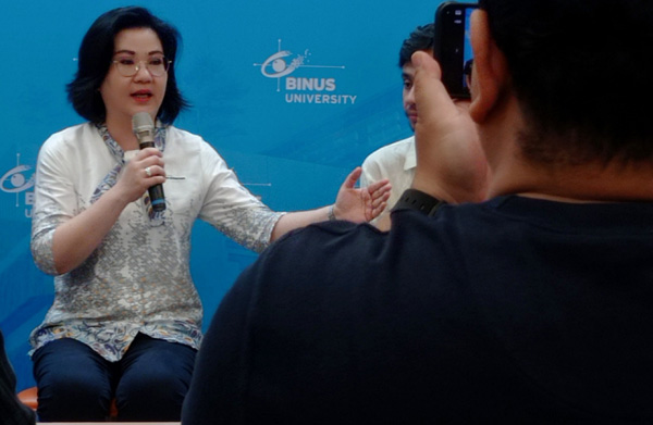 Prof.
Dr. Lim Sanny, S.T., M.M., selaku Direktur Kampus