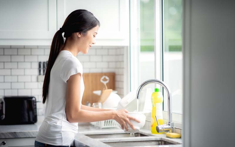 Cara Memilih Sabun Cuci Piring Berdasarkan Kebutuhan Dapur Anda Cara Memilih Sabun Cuci Piring Berdasarkan Kebutuhan Dapur Anda